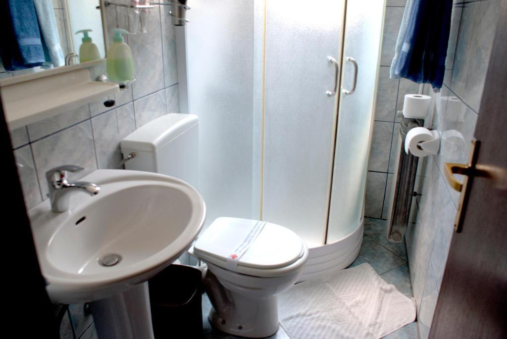 Pansion Ana Hotell Mali Lošinj Rom bilde