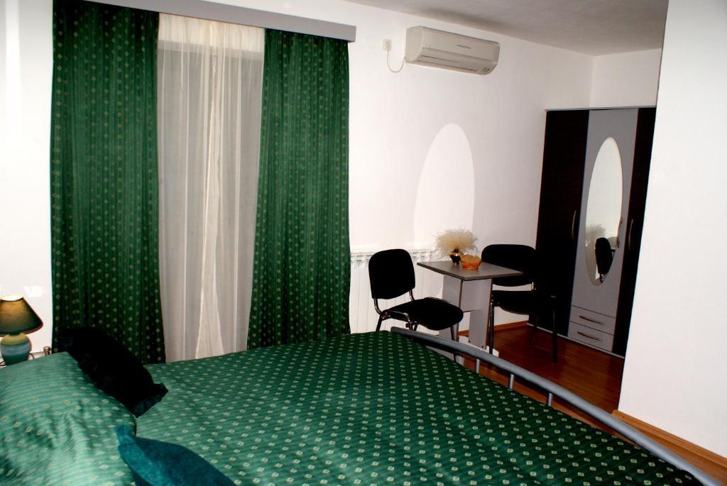 Pansion Ana Hotell Mali Lošinj Rom bilde