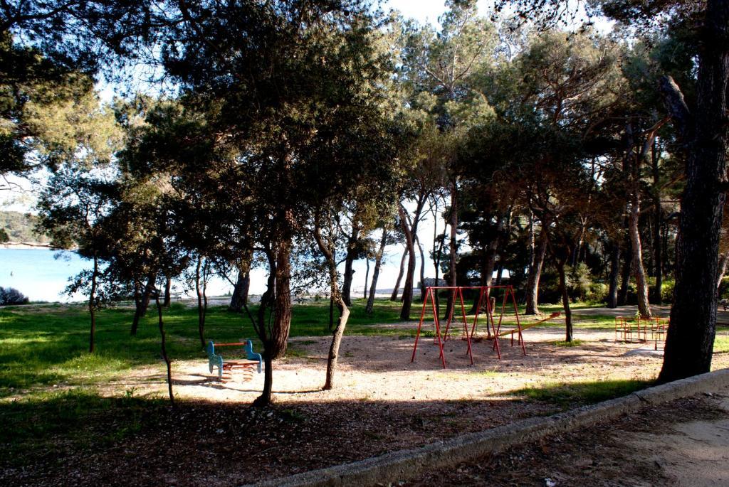 Pansion Ana Hotell Mali Lošinj Eksteriør bilde