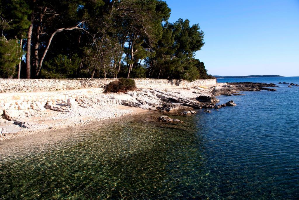 Pansion Ana Hotell Mali Lošinj Eksteriør bilde